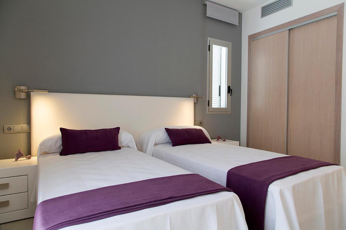 Apartamentos Proa - Emar Hotels Only Adults Es Pujols Exterior foto