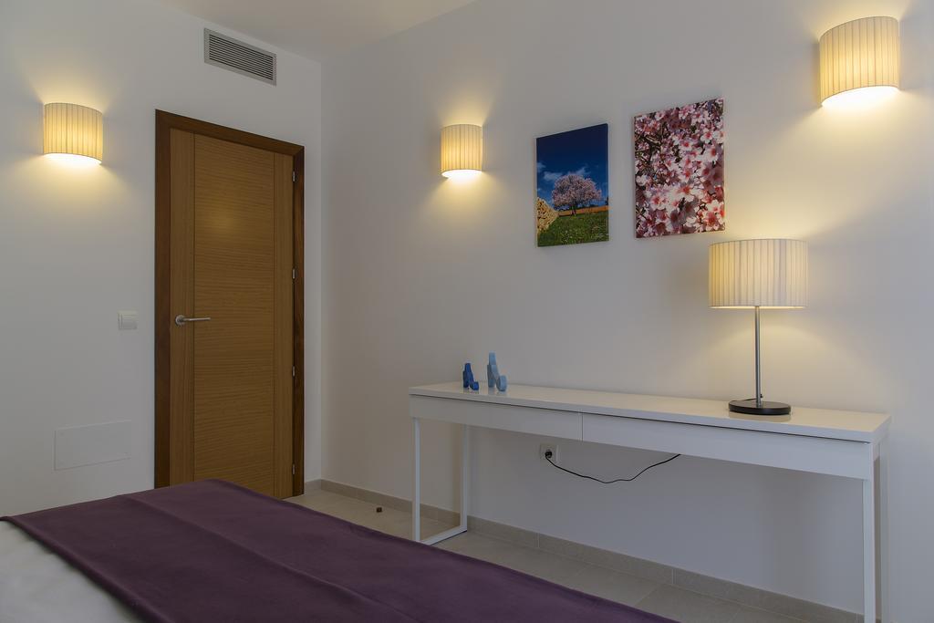 Apartamentos Proa - Emar Hotels Only Adults Es Pujols Exterior foto