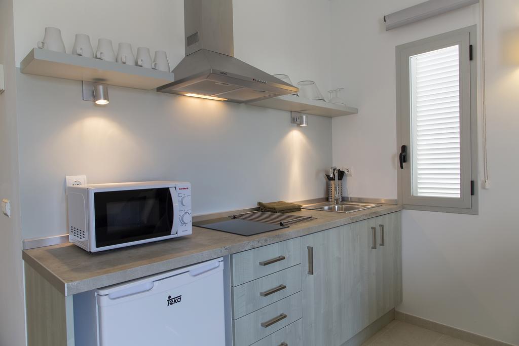 Apartamentos Proa - Emar Hotels Only Adults Es Pujols Exterior foto